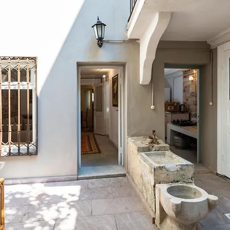 Mansion With Lemon Tree Apartamento *